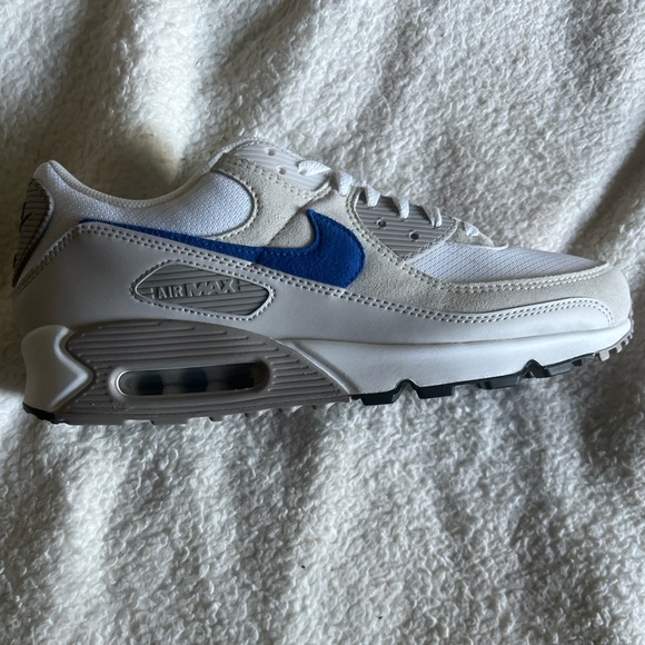 Nike Air Max 90 Brand New In Box Never Tried On - Picture 7 of 10